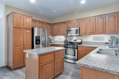 13502 Bentwood, Oak Hills, CA 92344 - Photo 16