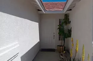 52950 Avenida Rubio, La Quinta, CA 92253 - Photo 8