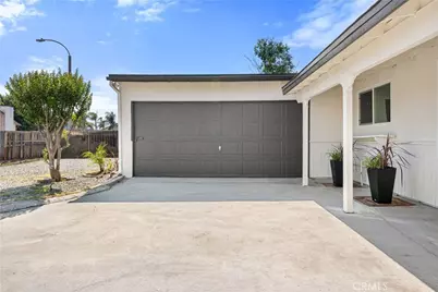 24762 Eugena, Moreno Valley, CA 92553 - Photo 8