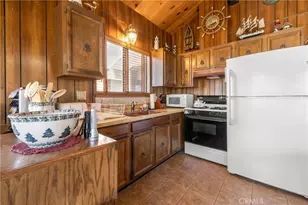 841 Menlo Dr, Big Bear Lake, CA 92315 - Photo 14