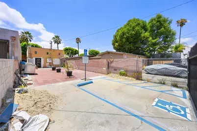 716 S Long Beach Blvd, Compton, CA 90221 - Photo 20