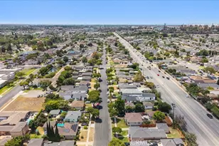 2409 Pepperwood Ave, Long Beach, CA 90815 - Photo 50