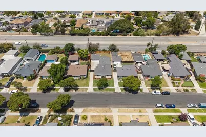 2409 Pepperwood Avenue, Long Beach, CA 90815 - Photo 46