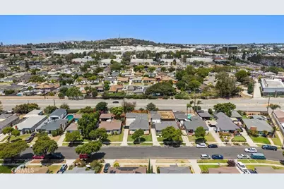 2409 Pepperwood Avenue, Long Beach, CA 90815 - Photo 48