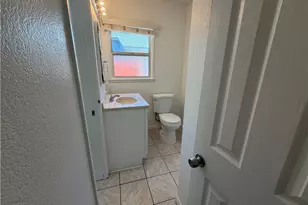 8017 Lurline Ave, Winnetka, CA 91306 - Photo 16