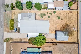 33060 Robert, Wildomar, CA 92595 - Photo 2