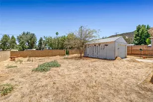 33060 Robert, Wildomar, CA 92595 - Photo 10