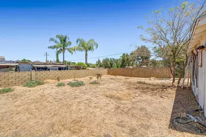 33060 Robert, Wildomar, CA 92595 - Photo 12