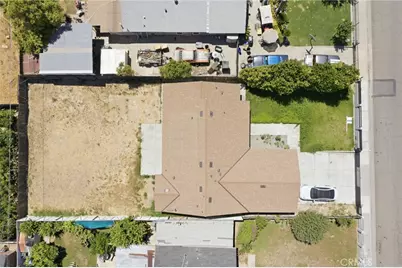 805 Lawson, Bakersfield, CA 93307 - Photo 28