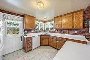8630 Holly, Rancho Cucamonga, CA 91701 - Photo 24