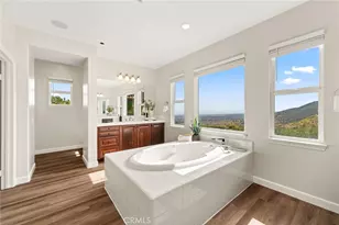 4568 Creekside Ln, Fontana, CA 92336 - Photo 30