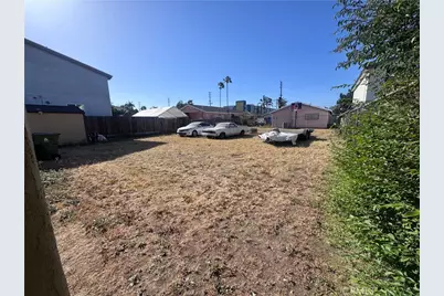 527 W 93rd, Los Angeles, CA 90044 - Photo 4