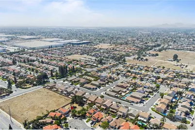 17044 Cerritos, Fontana, CA 92336 - Photo 44