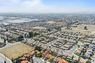 17044 Cerritos, Fontana, CA 92336 - Photo 44