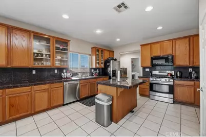 12927 Osprey Street, Eastvale, CA 92880 - Photo 18