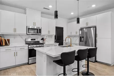 5604 Altamura #3, Fontana, CA 92336 - Photo 6