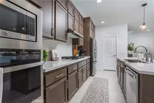 32725 Tannat, Temecula, CA 92591 - Photo 8