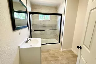 4207 S Van Ness Ave, Los Angeles, CA 90062 - Photo 22