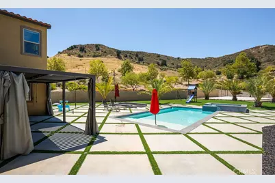 18606 Big Cedar Drive, Canyon Country, CA 91387 - Photo 38