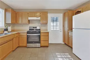 11470 Hawthorne, Hesperia, CA 92345 - Photo 38