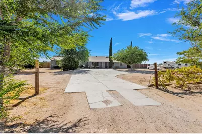 11470 Hawthorne, Hesperia, CA 92345 - Photo 52