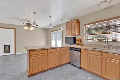 11470 Hawthorne, Hesperia, CA 92345 - Photo 16