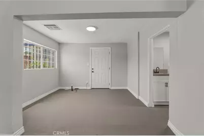 796 N Mount Vernon Avenue, San Bernardino, CA 92411 - Photo 8