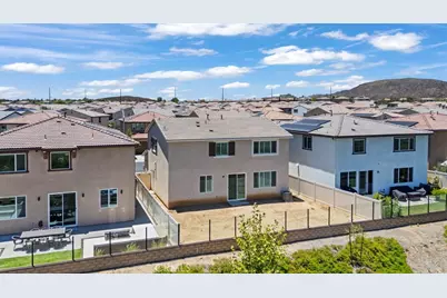 30266 Arroyo Springs Street, Murrieta, CA 92563 - Photo 48