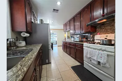 321 Johnston Street, Colton, CA 92324 - Photo 16