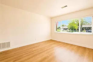 1975 5th St, La Verne, CA 91750 - Photo 4
