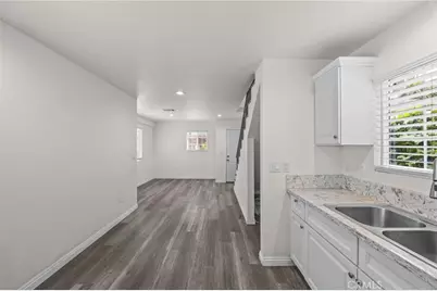 1659 W 39th Street, Los Angeles, CA 90062 - Photo 36