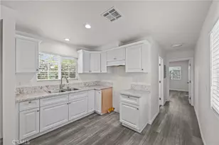 1659 W 39th St, Los Angeles, CA 90062 - Photo 34