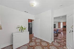 1659 W 39th St, Los Angeles, CA 90062 - Photo 14