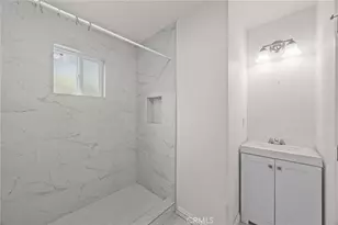 1659 W 39th St, Los Angeles, CA 90062 - Photo 38