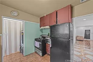 1659 W 39th St, Los Angeles, CA 90062 - Photo 18