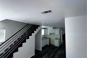 1659 W 39th St, Los Angeles, CA 90062 - Photo 6