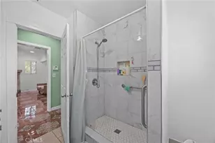 1659 W 39th St, Los Angeles, CA 90062 - Photo 24