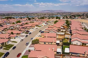 17557 Caprice Way, Victorville, CA 92395 - Photo 46