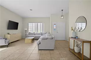 17557 Caprice Way, Victorville, CA 92395 - Photo 32