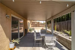 17557 Caprice Way, Victorville, CA 92395 - Photo 38