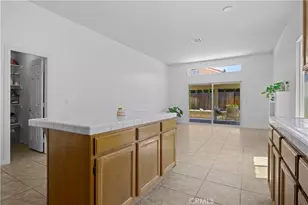 17557 Caprice Way, Victorville, CA 92395 - Photo 10