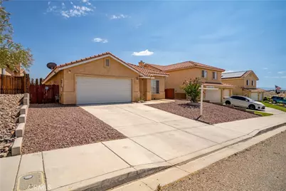 17557 Caprice Way, Victorville, CA 92395 - Photo 2