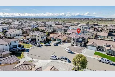 11958 Russell Court, Victorville, CA 92392 - Photo 2