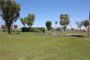 39105 Manzanita Dr, Palm Desert, CA 92260 - Photo 6