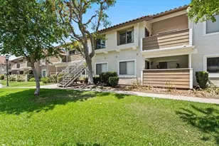 3651 Country Oaks Loop, Ontario, CA 91761 - Photo 2