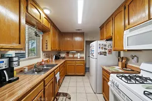 18234 Santa Ana, Bloomington, CA 92316 - Photo 12