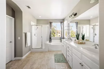 29290 Hartford, Menifee, CA 92584 - Photo 32