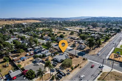 32911 Avenue, Yucaipa, CA 92399 - Photo 8
