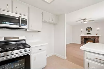 28477 Merridy Avenue, Highland, CA 92346 - Photo 8