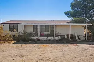 24374 Mobray Ave, Oro Grande, CA 92368 - Photo 2